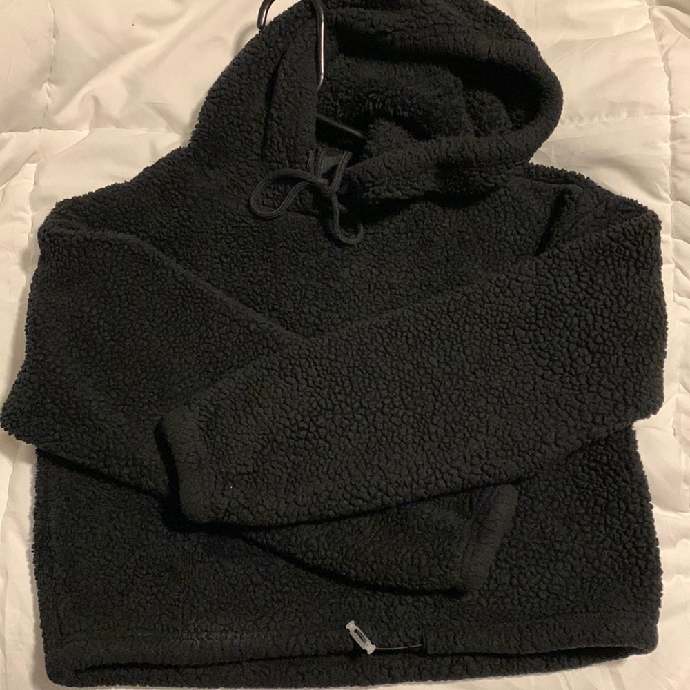 Forever 21 fleece adjustable crop top black small